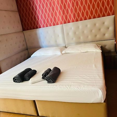 Inn Hotel Škalngur 外观 照片