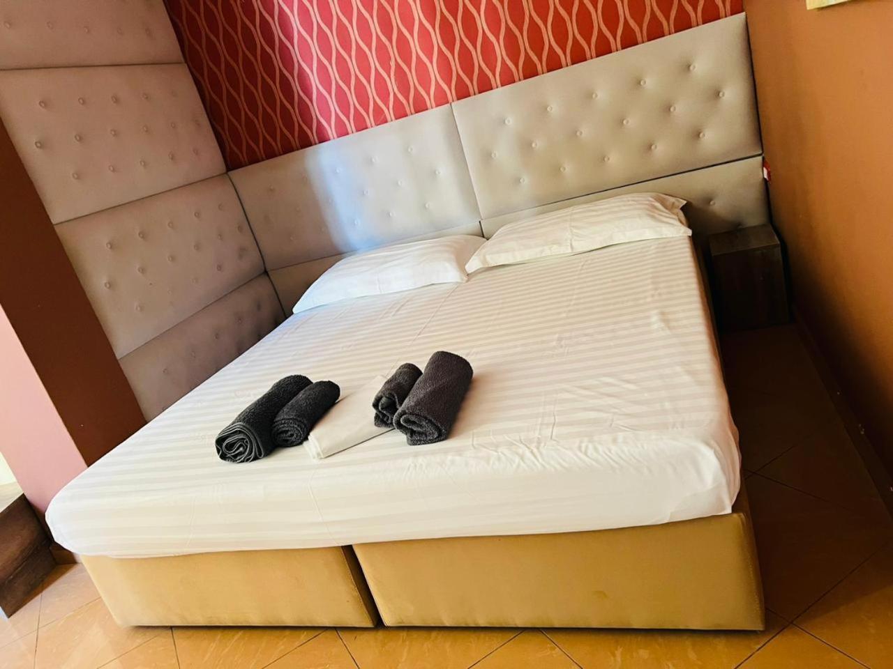 Inn Hotel Škalngur 外观 照片