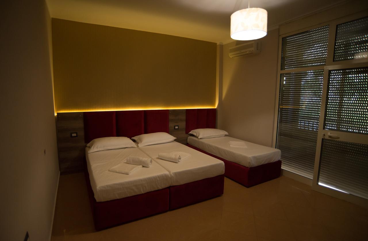 Inn Hotel Škalngur 外观 照片
