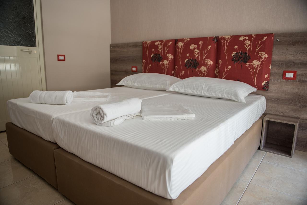 Inn Hotel Škalngur 外观 照片